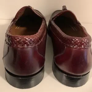 Allen Edmonds NWOT Maxfield loafer Color Merlot/Burgundy. Quality comfort.NEW Allen Edmonds | Shoes | Allen Edmonds Nwot Maxfield Loafer  main image 2